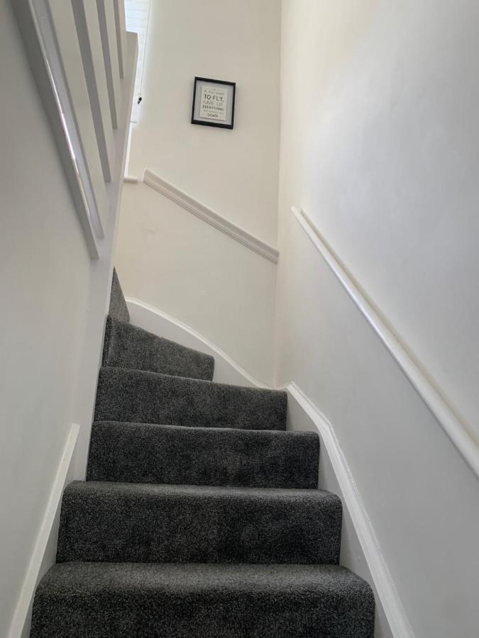 شقة كيلتنهام  في The Hideaway, Calm, Cozy, Dog Friendly Retreat المظهر الخارجي الصورة